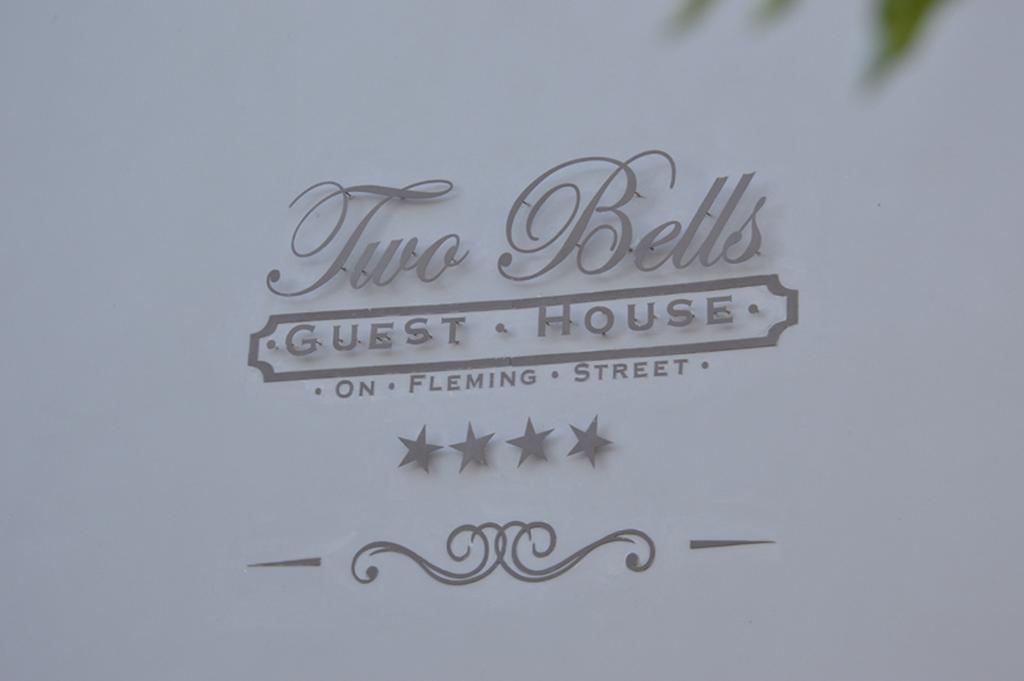 Two Bells Guest House Bloemfontein Esterno foto